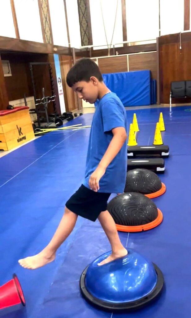 korfez belediyesinden ozel gereksinimli cocuklar icin spor egitimleri aB8Y2ect