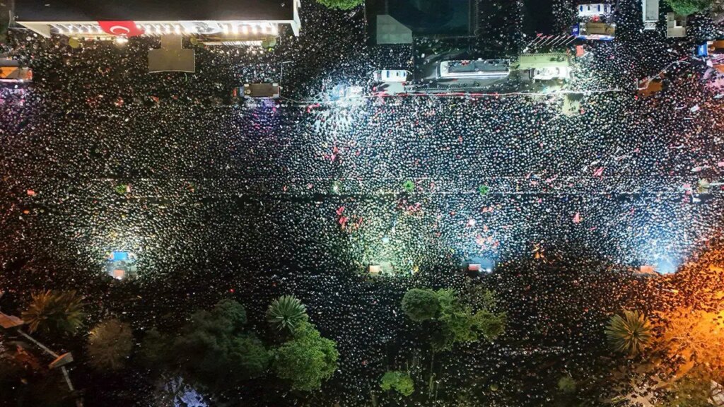 sarachane mitingi sonrasi avukata orantisiz mudahalede bulunan polislere sorusturma izni verilmedi JgfjySFP