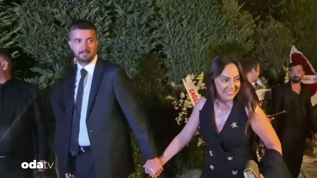 ebru gundes bosandi rNhNvWrR