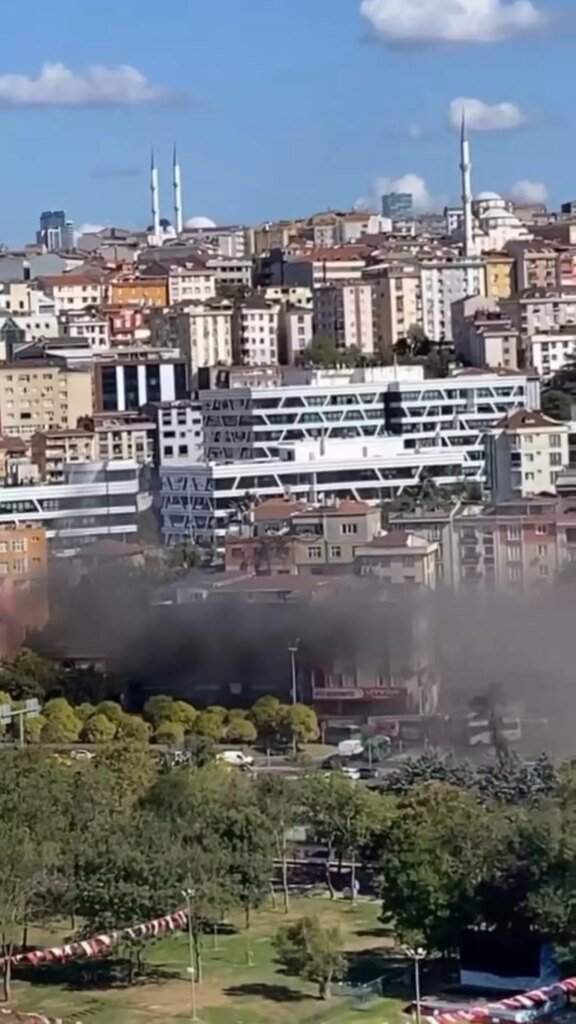 kagithanede is yerinde yangin ky8U3crh