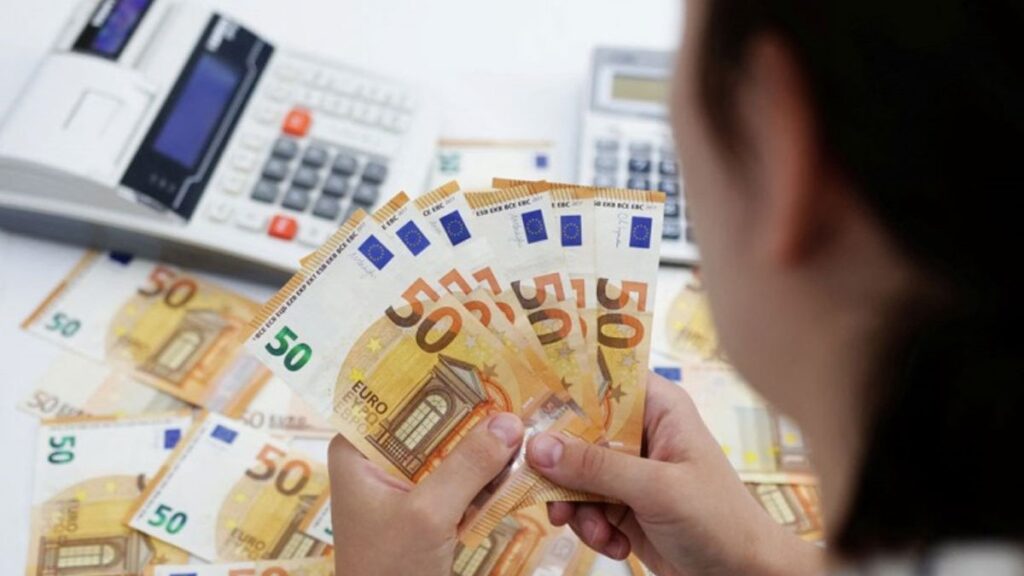 piyasalar bugun yangin yeri euro kuru rekor kirdi wikZXgmF