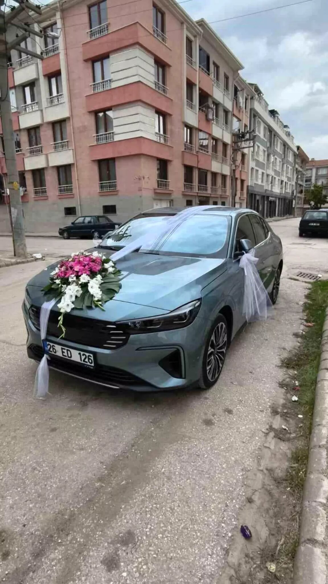 eskisehirde dugun arabasi olarak togg t10f tercih edildi IUk5i49T.jpg