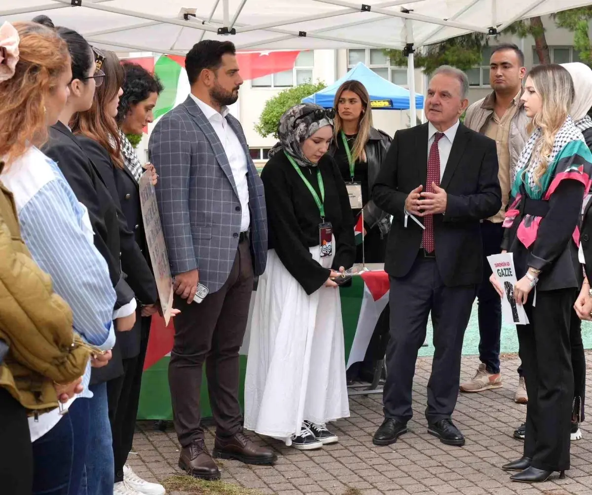 kocaeli saglik ve teknoloji universitesinden gazze icin farkindalik etkinligi mdHXiZCT.jpg