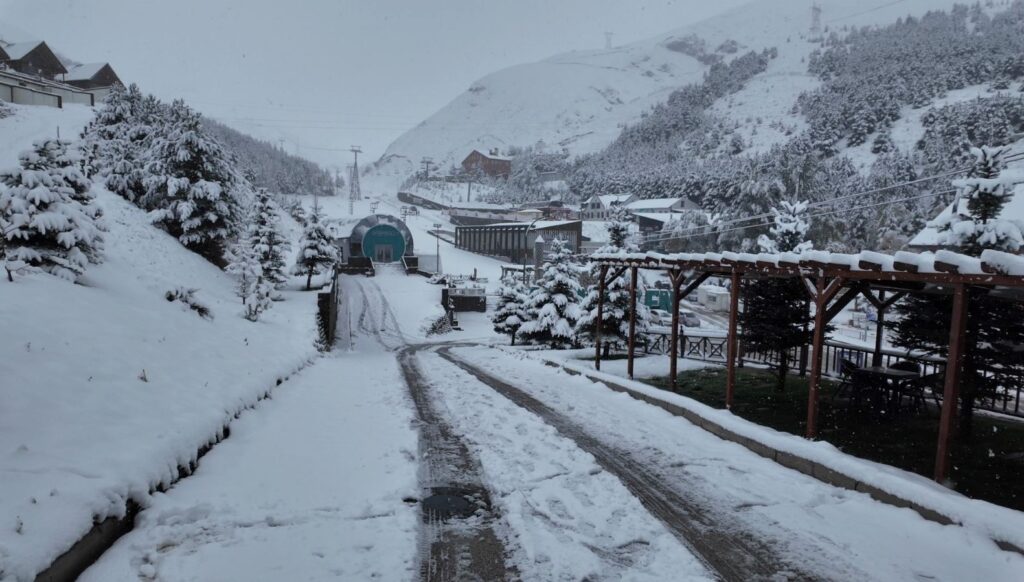 palandoken beyaza burundu QO6RcfpX.jpg