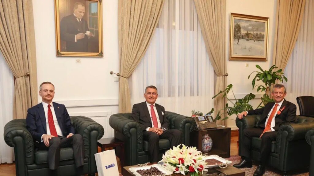 tusiaddan chp genel baskani ozgur ozele ziyaret yVpjbBLs.jpg