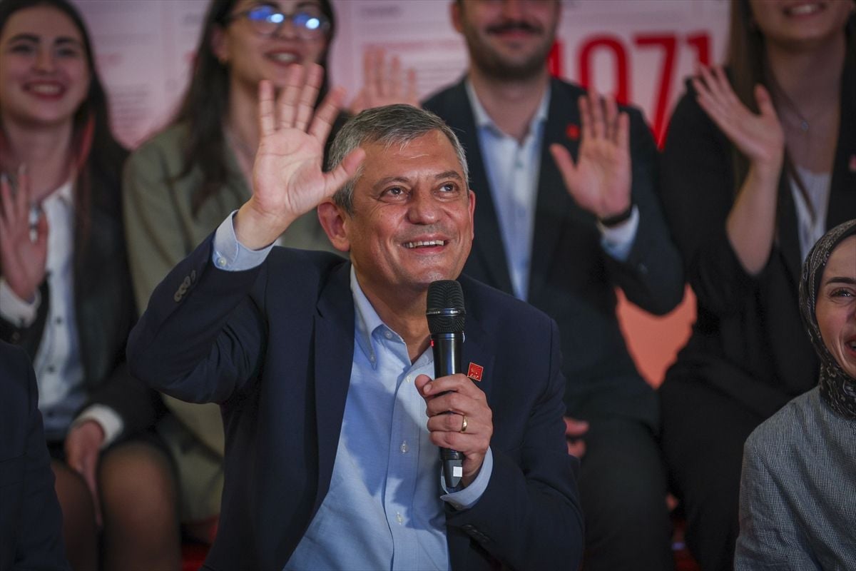 chp-genel-baskani-ozel-yurt-disinda-yasayan-genclerle-gorustu-6wgFGDki