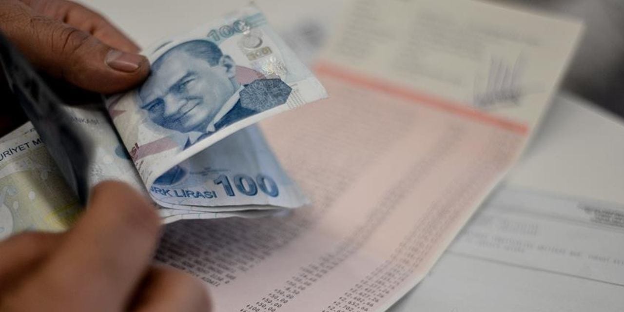 emeklilerin-gozu-bu-takvimde-bayram-ikramiyesi-ne-zaman-yatacak-24msPv4u