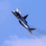 rusya-iki-koltuklu-su-57-savas-ucaginin-test-ucuslarina-basladi-KuSLK8Fw