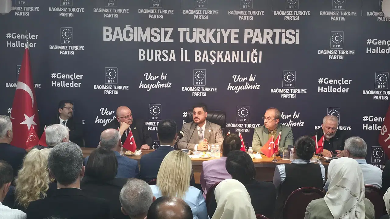 Ekonomi Yönetimine Sert Eleştiriler: “Korkak Bir Yapı İçinde Bulunuyoruz”