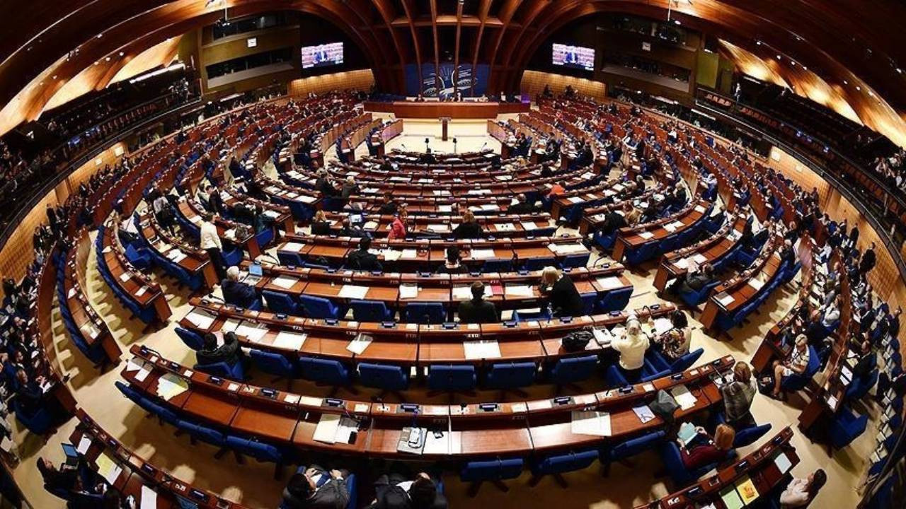 Türkiye’ye Avrupa’dan yakın takip! CHP ve belediyelere yönelik soruşturmalar parlamentoda